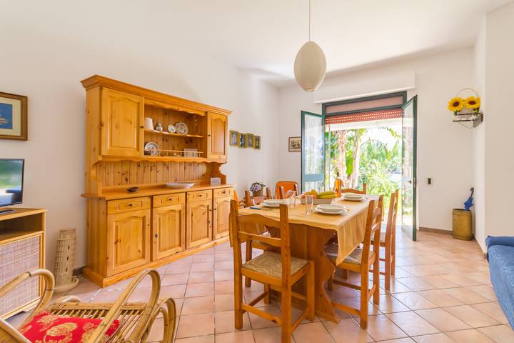 Villetta Fina Bella with Parking near Beach in Orange Sun, Porto Cesareo