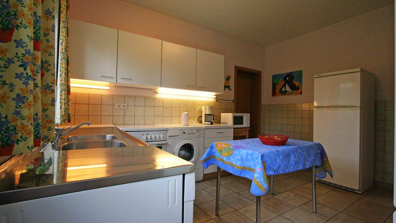 Ferienhaus für 9 Personen (275 m²) in Lesterny in Nassogne, Luxemburg Provinz