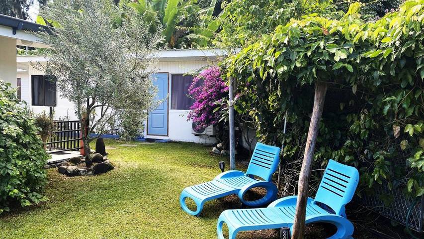 Location de vacances pour 2 personnes, avec vue ainsi que jardin et piscine dans Mahina - 4