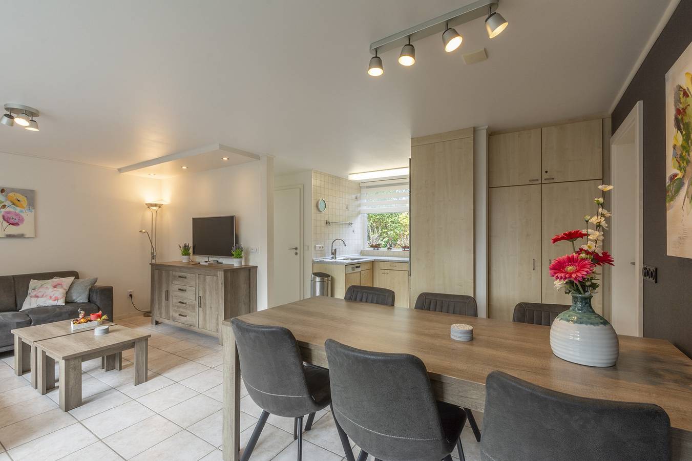 Charmantes Ferienhaus für 8 Personen mit großem Garten, strandnah in Nordholland in Sint Maartensvlotbrug, Noord-Holland - Nordseeküste