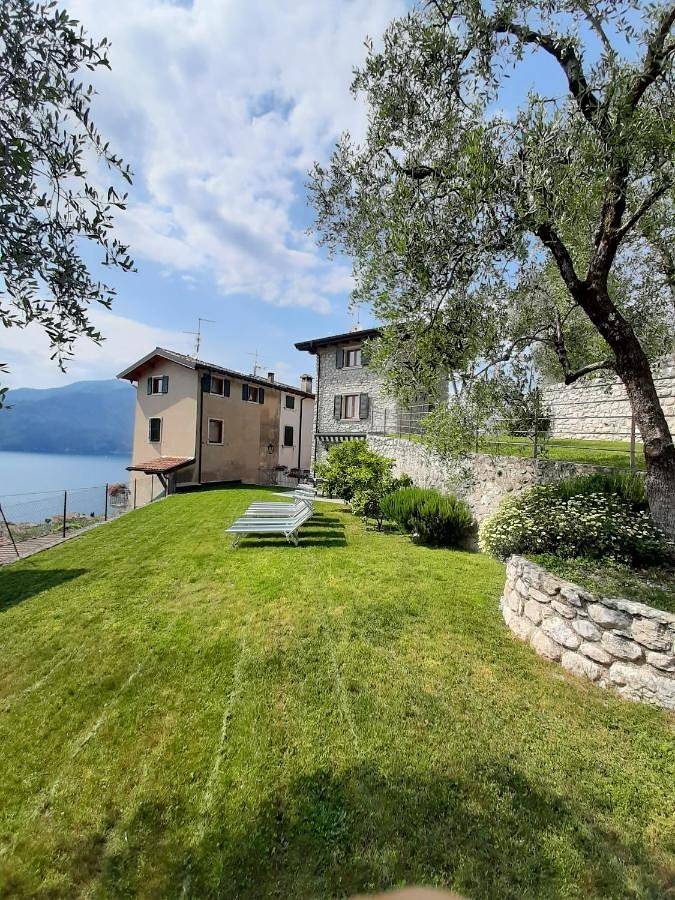 Casa/Villa Sommavilla in Brenzone, Gardasee-Berge