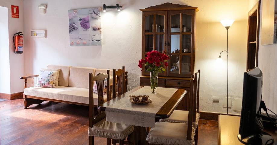 Appartement entier, Appartement charmant à Los Silos, 80 m² avec terrasse in La Tierra del Trigo, Los Silos