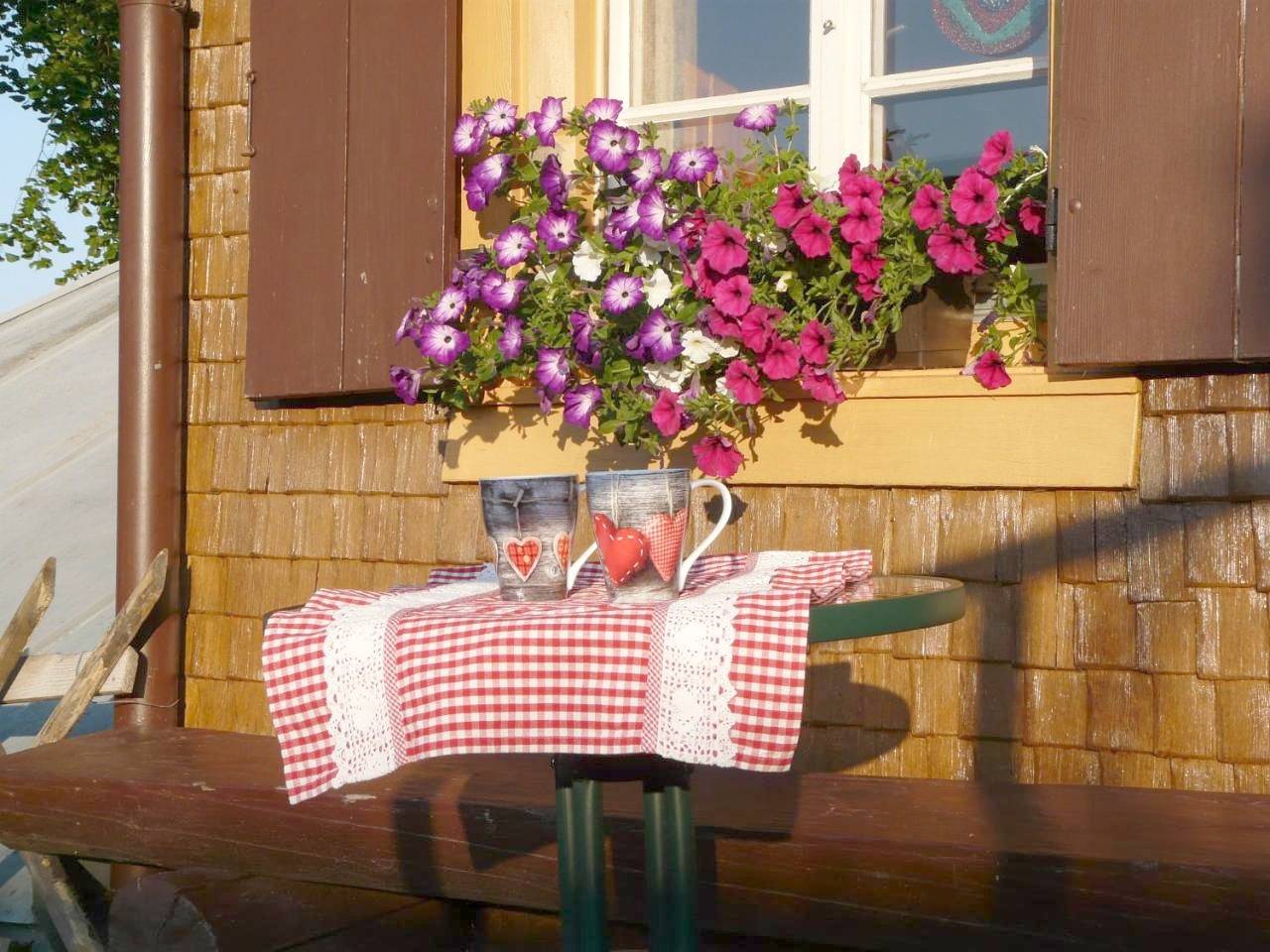 Ganze Wohnung, Apartment with Balcony in Hofsgrund, Oberried