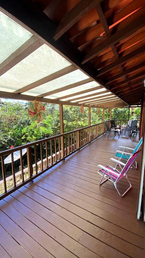 Casas e apartamentos de temporada para 12 pessoas, com jardim e piscina e ainda piscina infantil and vista, adaptado a crianças em Barreirinhas