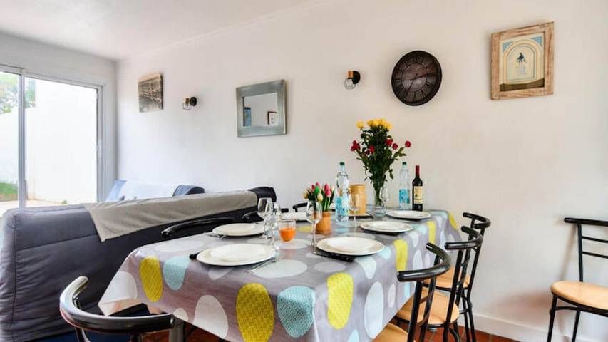 Gîte pour 9 personnes, avec jardin dans Plage des sables d'or - 3