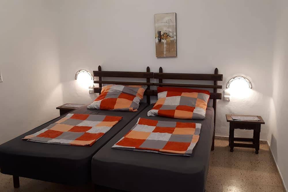 Cala Llenya - Ferienhaus am Meer mit abgeschlossenem Garten in Cala Llenya, Santa Eulària des Riu