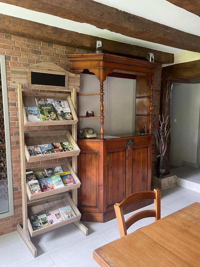 Double Room with Private Bathroom in Lussac-les-Châteaux, Vienne (France)