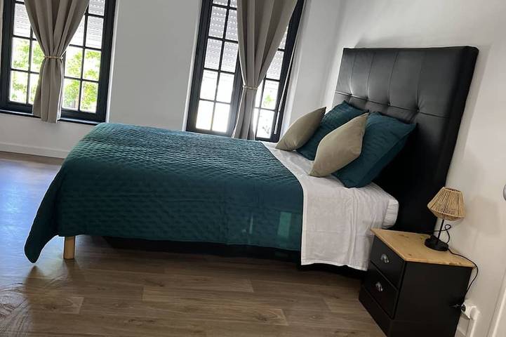 Superbe chambre privée avec jacuzzi et salon de détente in Amiens, Région d'Amiens