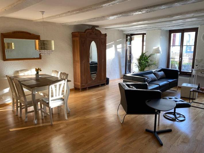 Ferienwohnung für 5 Personen, mit Balkon und Terrasse sowie Ausblick in Bielersee