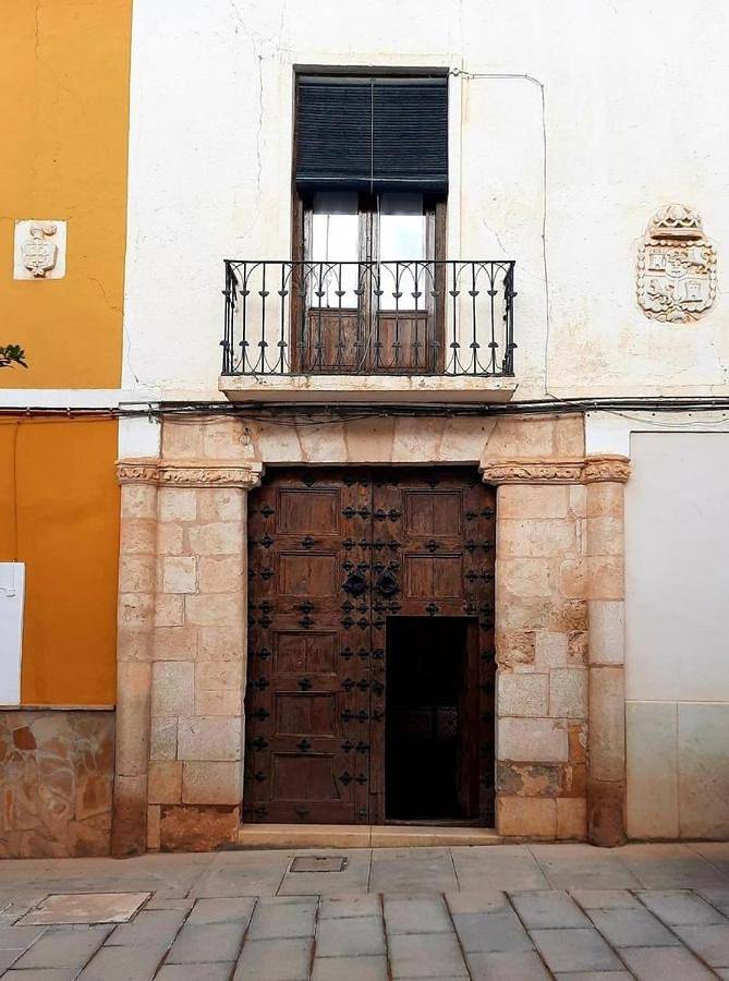 Apartamento para 20 personas, con Balcón y Terraza además de Piscina y Vistas en Guadix