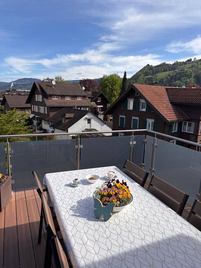 Ferienwohnung für 6 Personen, mit Ausblick und Terrasse in Dornbirn - 4