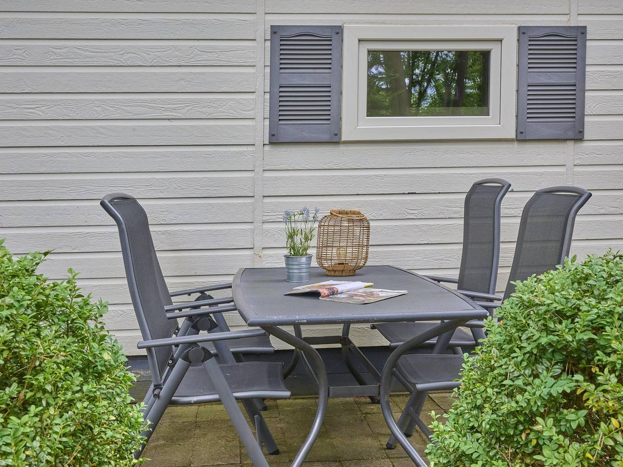 Schönes Ferienchalet mit verspieltem Garten
 in Epe, Veluwe