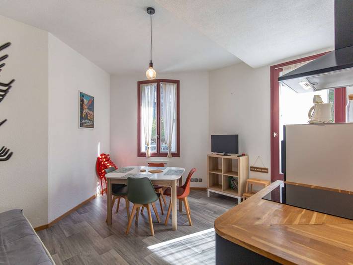 Ganze Wohnung, Modernes T2, zentral, nahe Seilbahnen in Cauterets, Nationalpark Pyrenäen