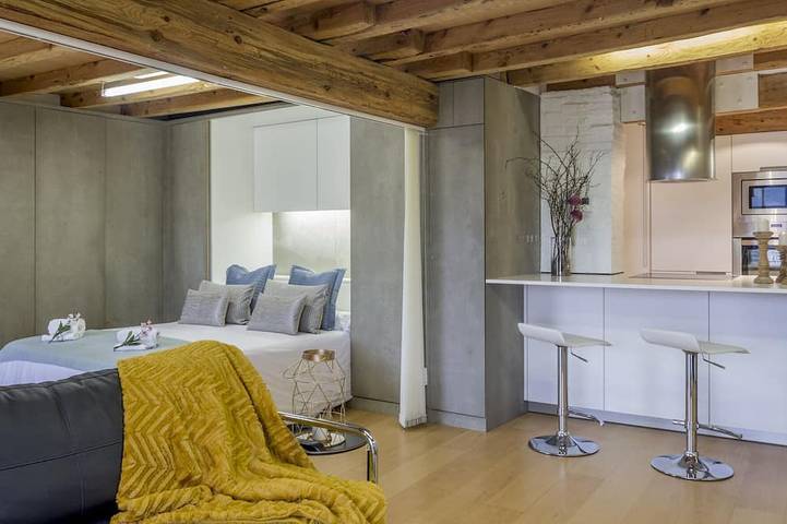 Gîte pour 4 personnes, avec balcon à Pampelune - 2