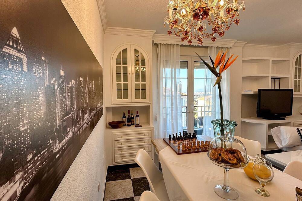 Entire apartment, Apartamento en Granada Íberos Royal in La Zubia, Granada Province
