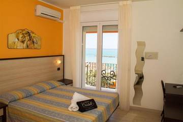 Hotel für 2 Personen, mit Balkon in San Benedetto del Tronto