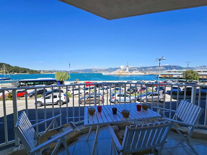 Gîte pour 6 personnes, avec balcon, adapté aux familles à Saint-Mandrier-sur-Mer - 2