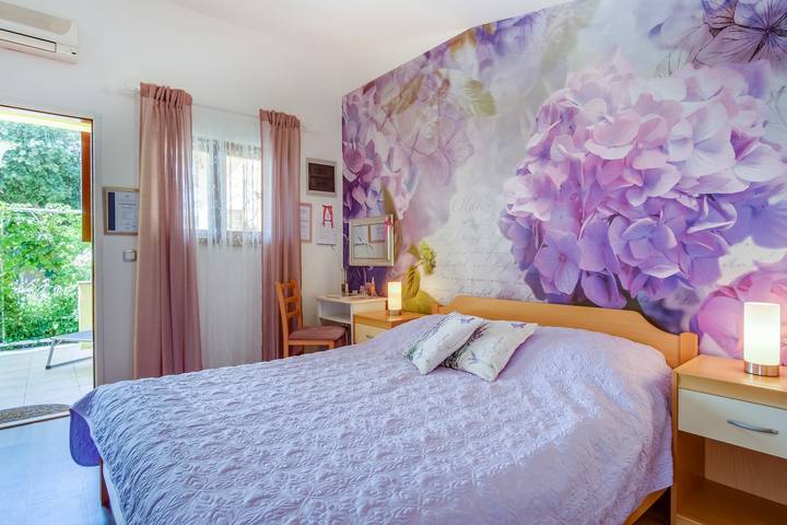 Ferienwohnung für 2 Personen, mit Balkon/Terrasse in Mali Lošinj