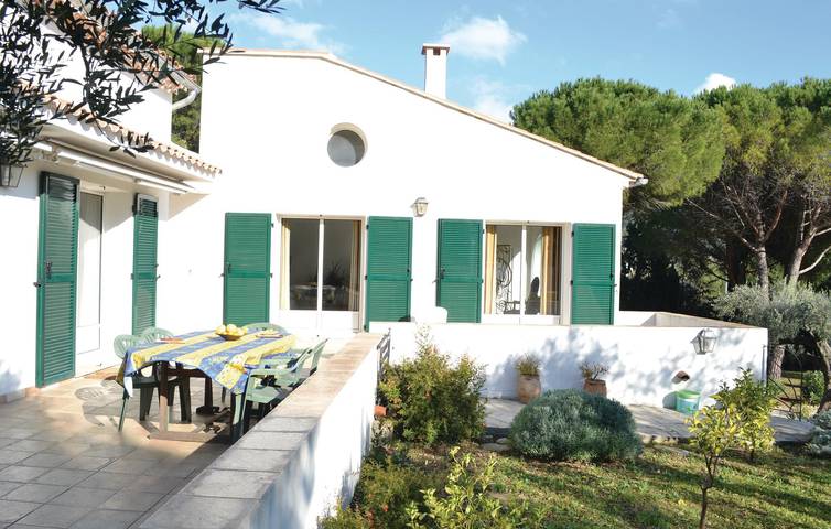 Ferienhaus für 6 Personen, mit Terrasse und Pool sowie Garten in Toulon - 4