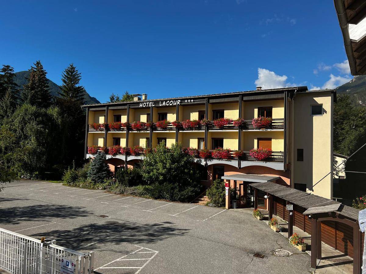 Hôtel Lacour in Eygliers, Parc national des Écrins