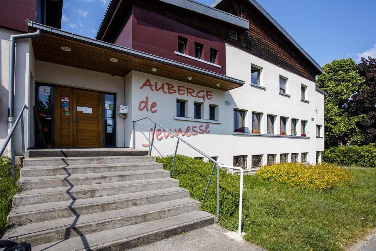 Auberge de Jeunesse Hi Pontarlier in Pays de Pontarlier, Jura Francais