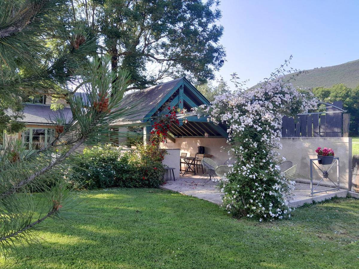 Grange rénovée en gîte/maison/chalet in Arreau, Pyrénées