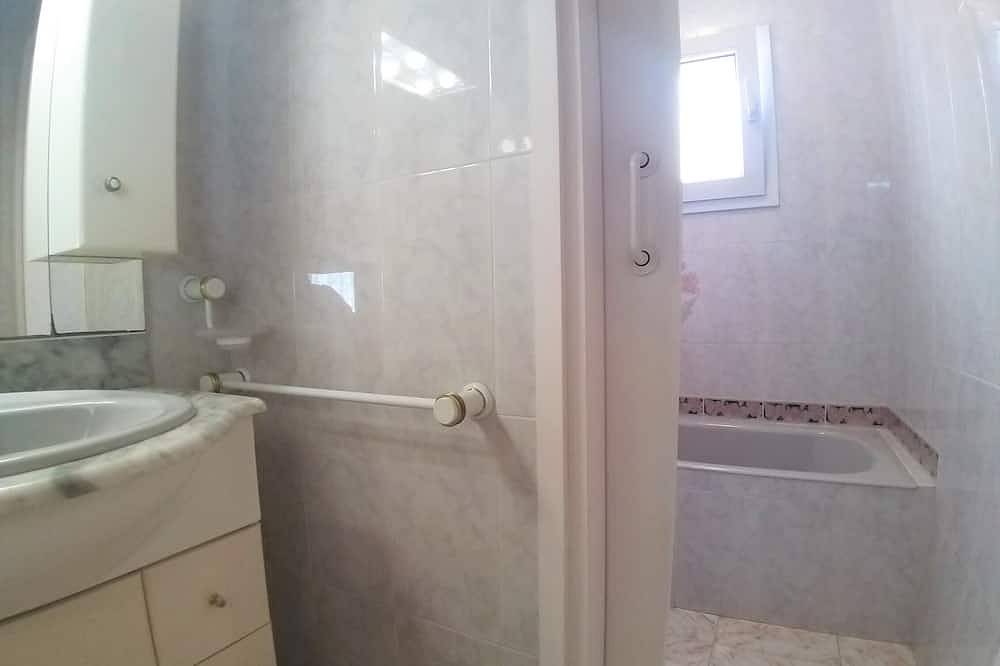 Apartamento entero, Colera Apartamento B en Costa brava in Colera, Alt Empordà