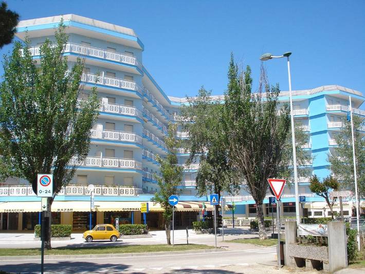 Apartament wakacyjny dla 6 osób, z basen i taras, zwierzęta dozwolone w Caorle