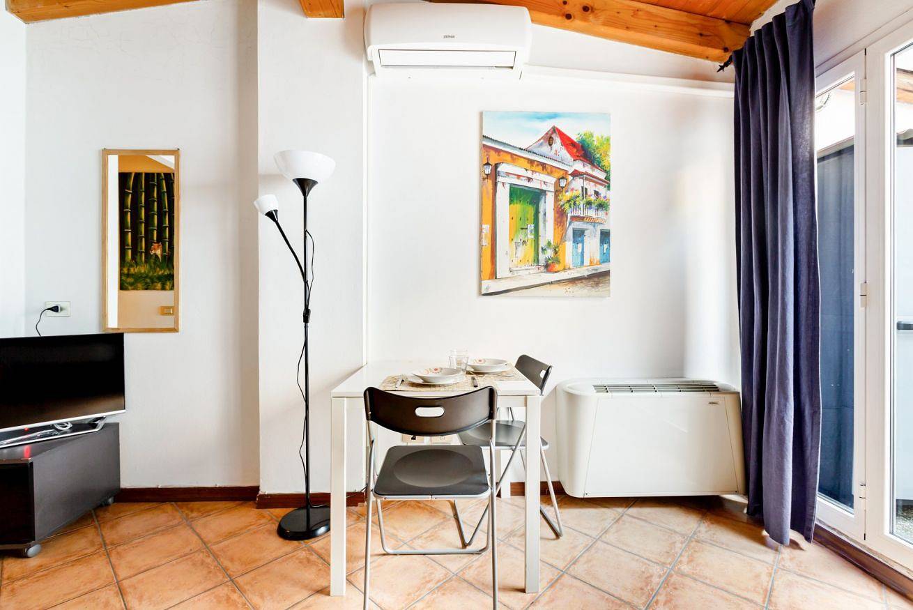 Geheel appartement, Vakantieappartement voor 2 personen in Milaan, Provincie Milaan