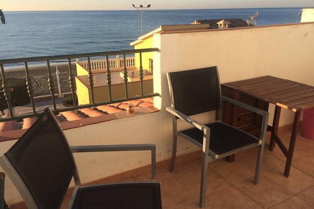 Casa de playa a 30 metros del mar in La Cala del Moral, Rincón de la Victoria