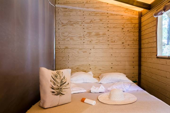 Location de vacances pour 4 personnes, avec terrasse ainsi que piscine et jacuzzi, adapté aux familles à La Couarde-sur-Mer - 4