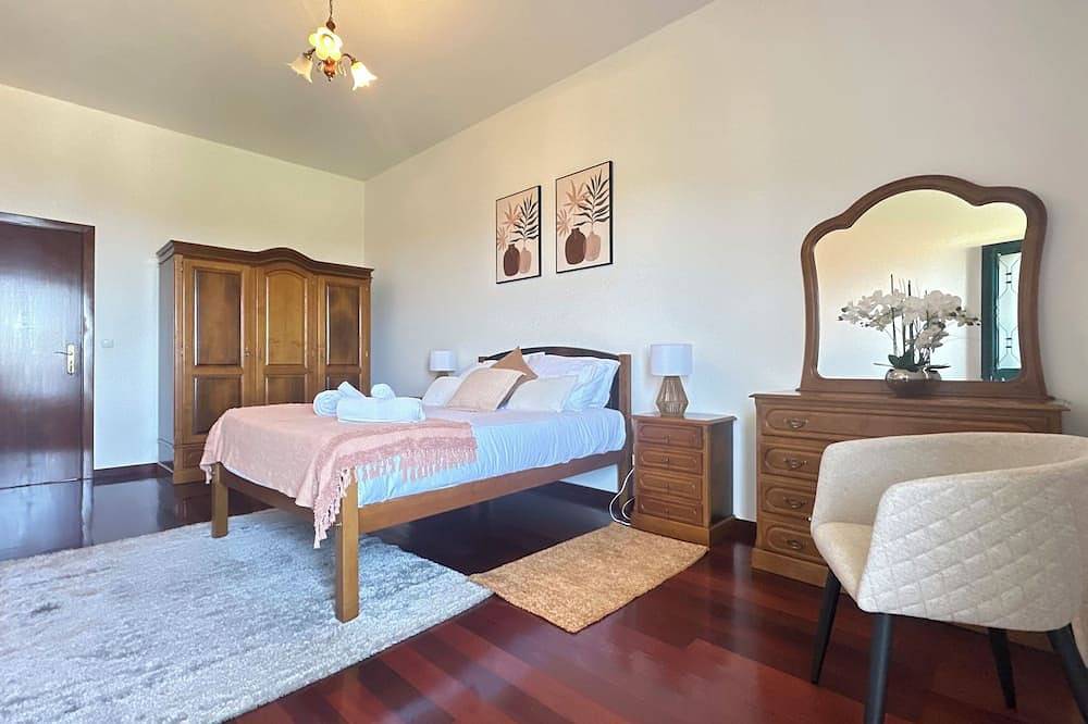 Ganze Wohnung, Sea and Sun 4 You - Villa Oliveira 12/C in Santana, Madeira