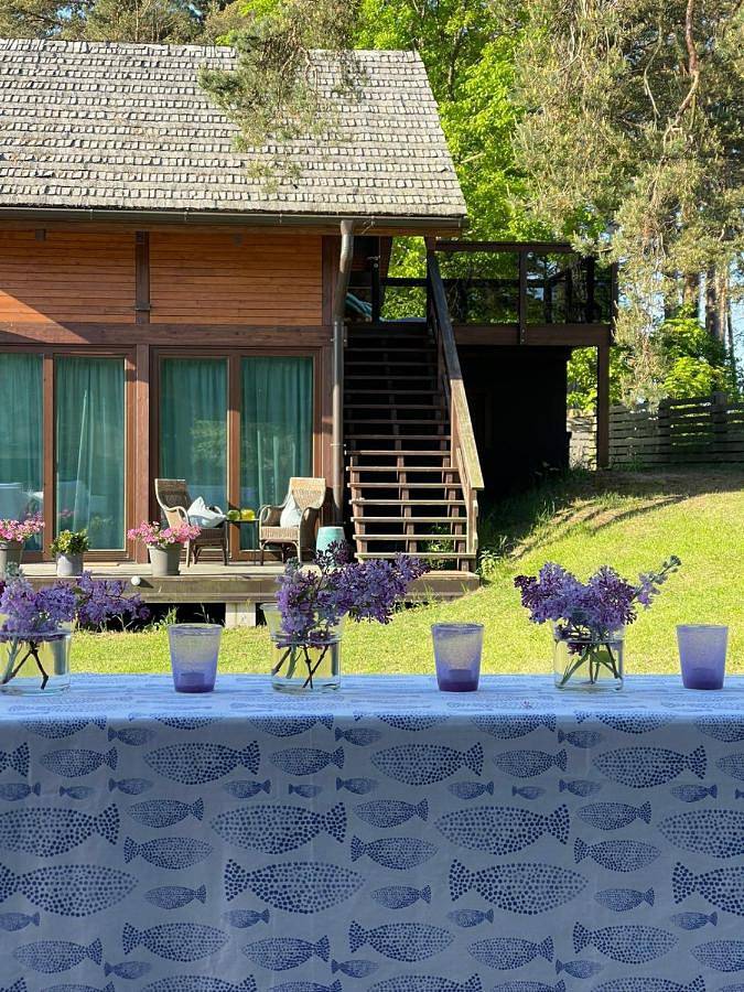 Vakantiewoning voor 2 personen, with uitzicht op het meer and tuin as well as uitzicht and sauna in Letland