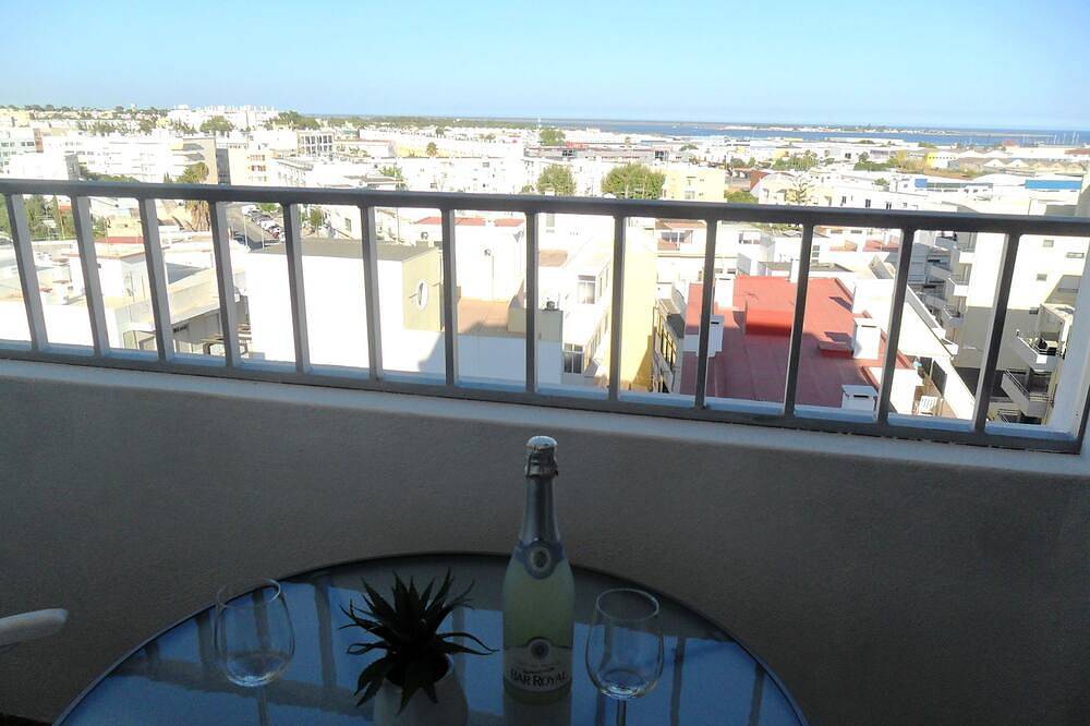Ganze Wohnung, Ein schönes Haus mit Blick in Olhao, Algarve in Olhão, Parque Natural da Ria Formosa