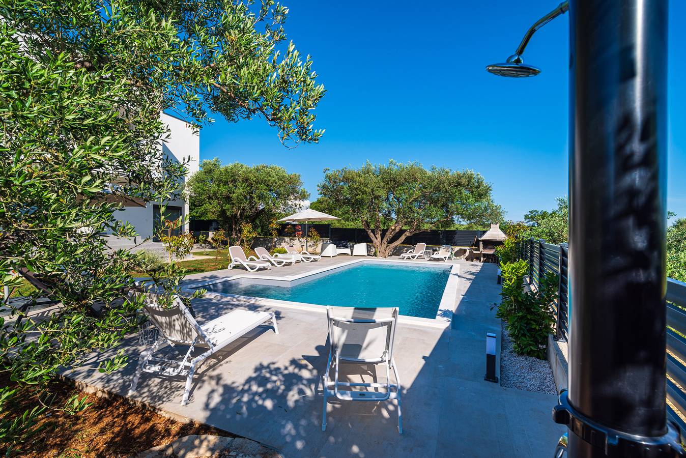 Ganze Wohnung, Apartment Vista Mare 1 mit beheiztem Pool in Sveti Filip i Jakov, Općina Sveti Filip i Jakov