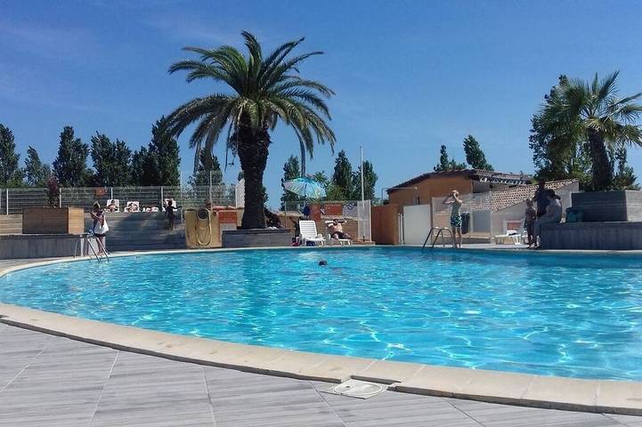 Camping pour 6 personnes à Vic-la-Gardiole