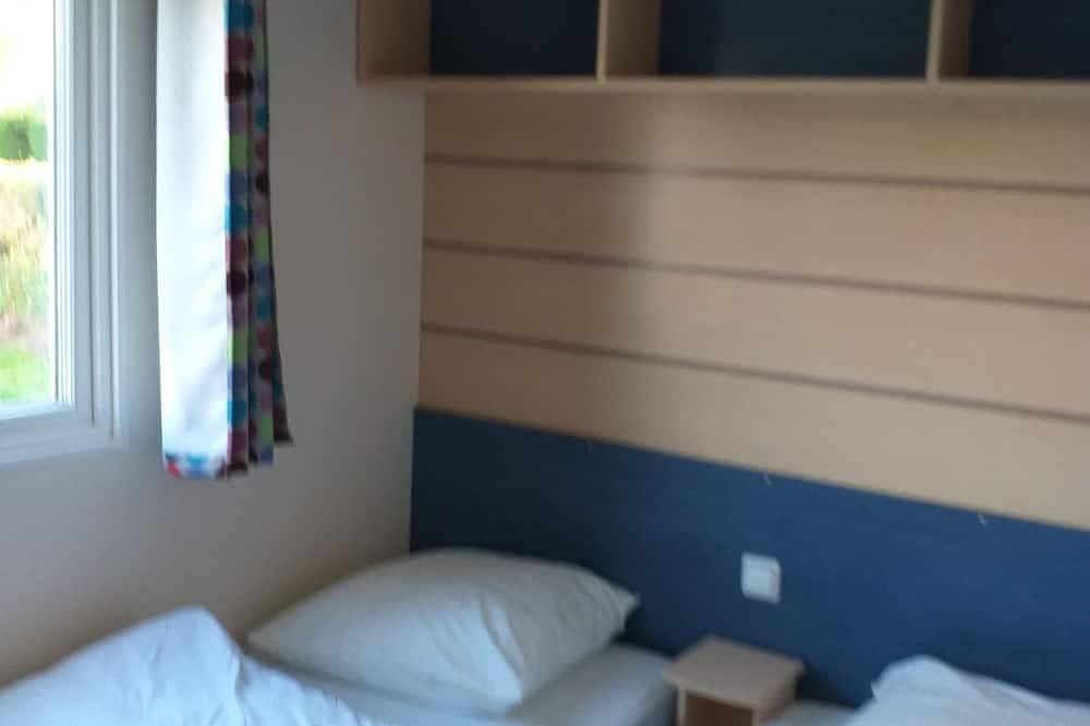 Seaside mobile home in Lingreville, Région de Coutances