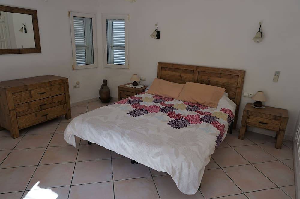 Villa Delmar al lado de la playa en Els Poblets in Almadraba, Costa Blanca