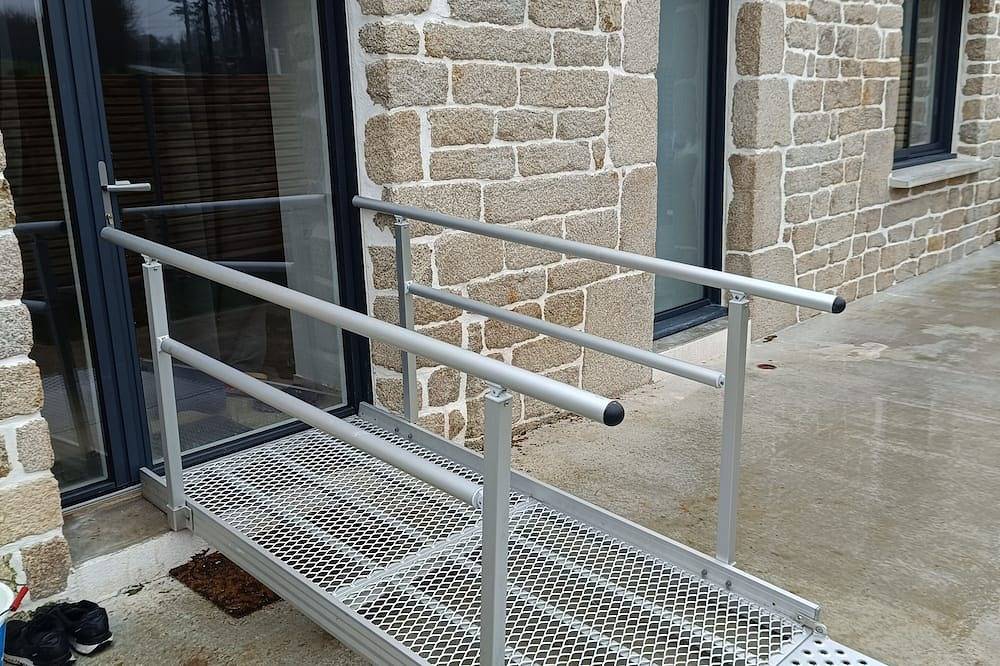 Appartement entier, Ty Mamm gozh appartement a la campagne adapté Pmr a 30 mn de Lorient et sa côte in Inguiniel, Région de Lorient