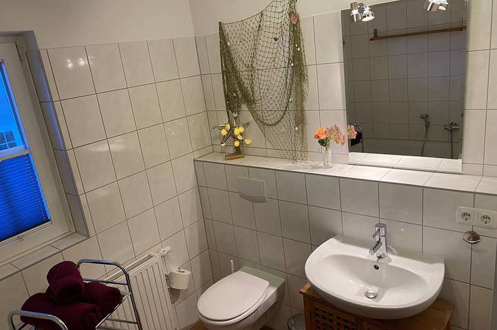 Ferienhaus für 6 Personen, mit Terrasse und Garten in Peenemünde - 4