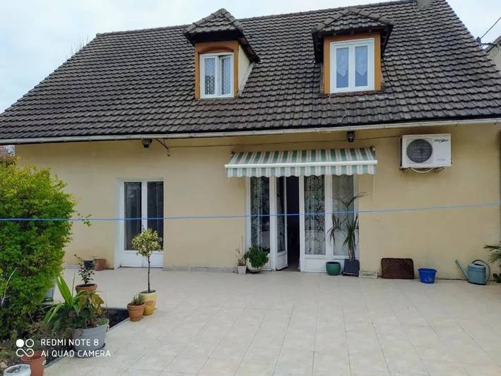 Ferienhaus für 8 Personen, mit Terrasse und Garten - 1
