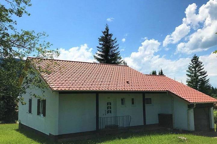 Ferienpark für 6 Personen, mit Pool und Garten in Nesselwang