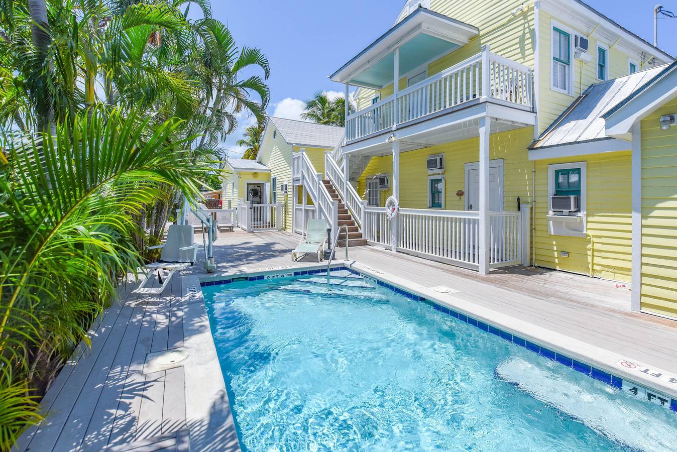 Entire apartment, Vangogh Studio in Key West in Key West, Lower Keys