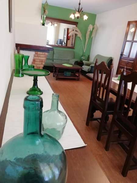 Casa rural para 11 personas, con Balcón y Terraza además de Jardín y Piscina en Aldeaquemada - 3