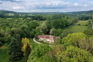 Location de vacances pour 4 personnes, avec vue et jardin dans Rémalard-en-Perche