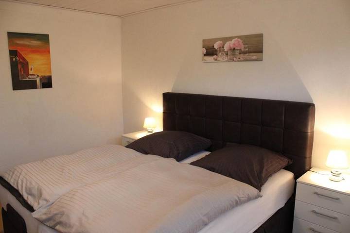 Ferienhaus für 9 Personen, mit Terrasse und Garten sowie Ausblick in Leer