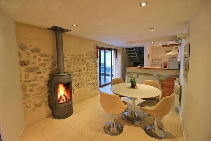 Location de vacances pour 4 personnes, avec jardin et piscine, animaux acceptés à Moussan