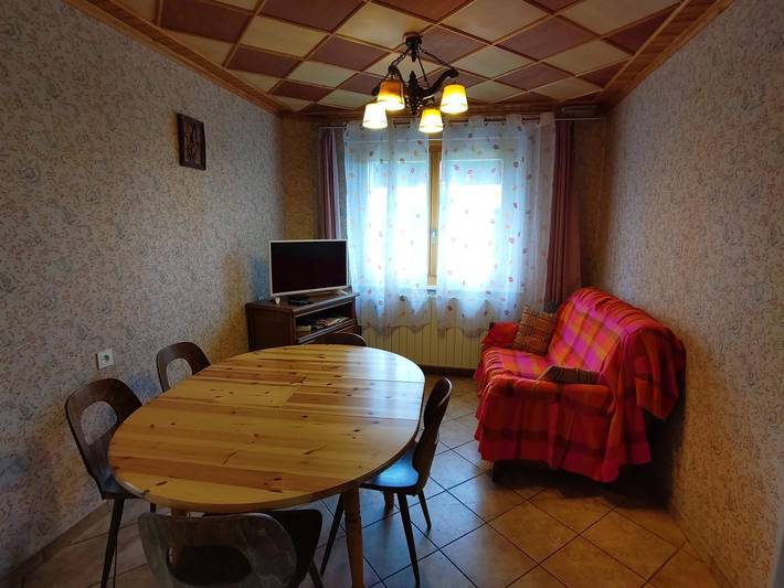 Gîte pour 5 personnes, avec jardin à Les Fourgs - 4