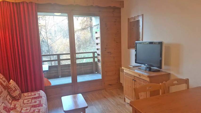 Gîte pour 4 personnes, avec vue à Puy-Saint-Vincent - 2