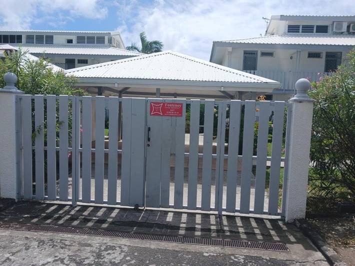 Gîte pour 3 personnes, avec balcon et vue dans Port De Saint Francois - 4